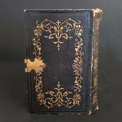 LOT 203: Holy Bible 1847 - J.B. Lippincott Philadelphia Publishing