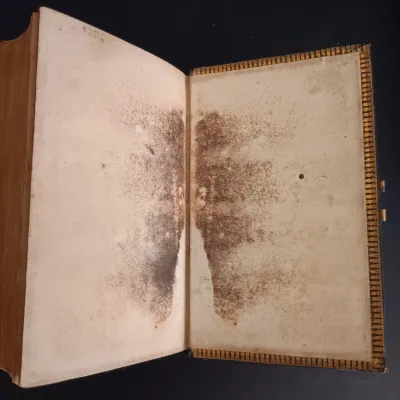 LOT 203: Holy Bible 1847 - J.B. Lippincott Philadelphia Publishing