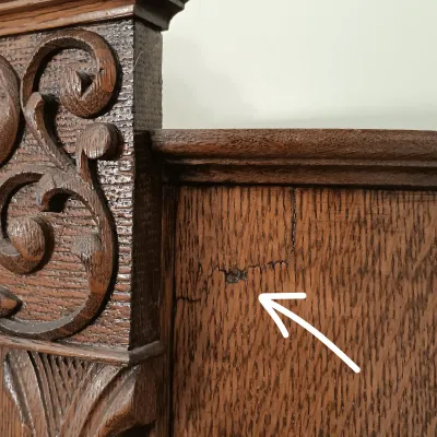 LOT 144: Antique Ornate/Carved Oak Curved Curio Cabinet