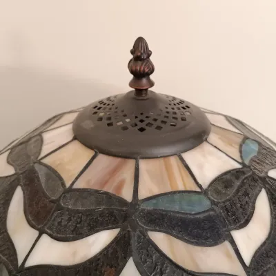 LOT 141: Tiffany-Style Stained Glass Table Lamp