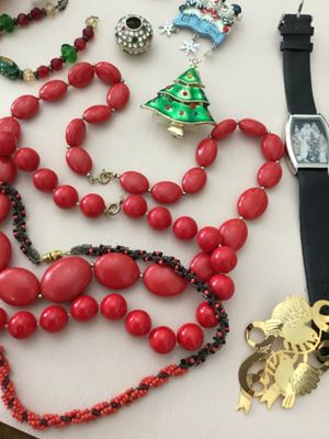 Vintage Christmas and Halloween mixed brooches, bracelets, necklaces, earrings, etc. used and in new condition