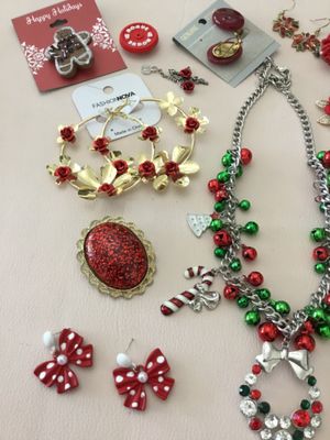 Cute red Christmas vintage and fashion costume jewelry very good condition earrings necklace, bracelets, brooch, etc.
