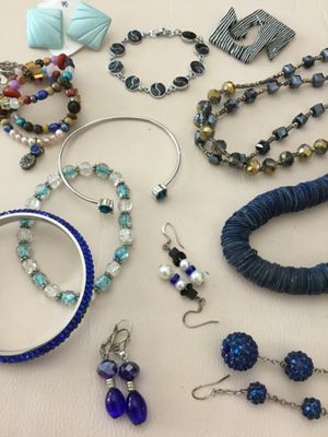 Beautiful blue and Silvertone bracelet, necklace earrings, etc. lot jewelry excellent and very good condition