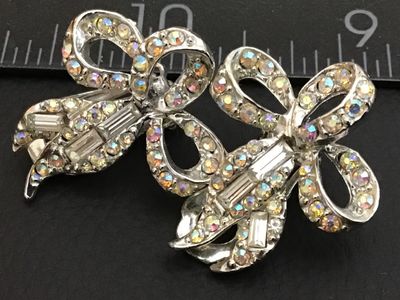 Vintage Aurora Borealis Rhinestone Bow Clip-On Earrings