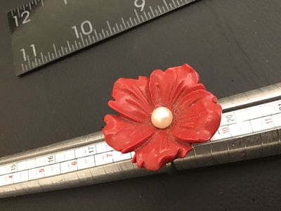 Vintage Carved Red Resin Flower Ring with Faux Pearl Accent