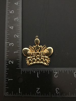 Vintage Multicolor Rhinestone & Cabochon Crown Brooch Pin