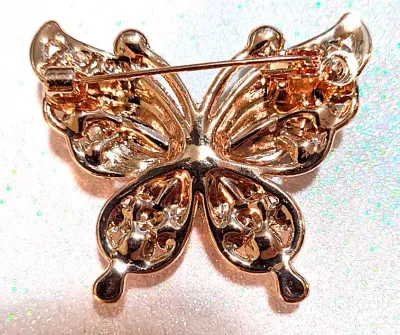 **NEW ARRIVAL** Small BEJEWELED "EMERALD" GREEN COLORED STONES BUTTERFLY BROOCH (1½" x 1¼") with 4 Marquise-Cut...