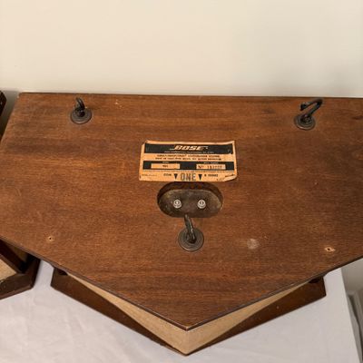 Vintage Bose Model 901 Speakers with Active Equalizer (DR-MG)
