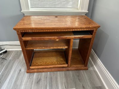 Vintage Oak Computer Desk with Pull-Out Trays