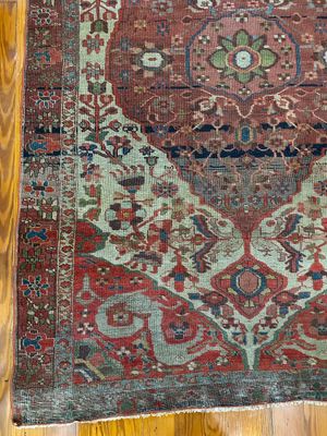 Antique Persian Heriz Serapi Wool Rug - 4' x 6'4"
