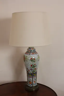 Hand-Painted Porcelain Floral Table Lamp