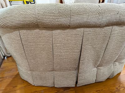 Kisabeth Furniture Custom Tufted Loveseat