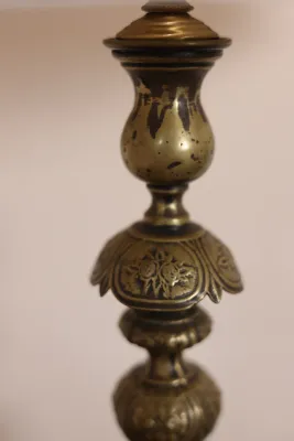 Ornate Traditional Table Lamp