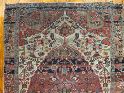 Antique Persian Heriz Serapi Wool Rug - 4' x 6'4"