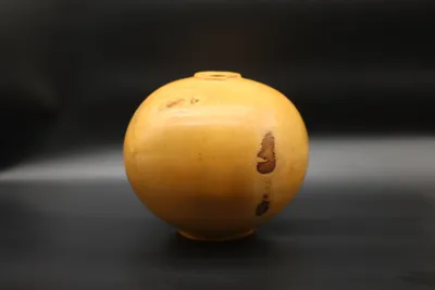 Jim Rozelle Signed American Holly Wood Vessel – 1989 Award Winner