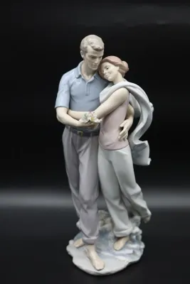 Lladró “You’re Everything to Me” Couple Figurine