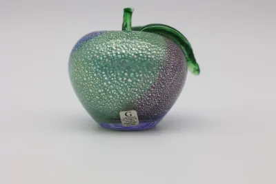 Gränna Glasbruk Swedish Art Glass Apple Paperweight