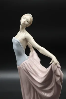 Lladró “Dancer” Porcelain Figurine