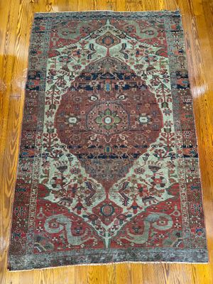 Antique Persian Heriz Serapi Wool Rug - 4' x 6'4"
