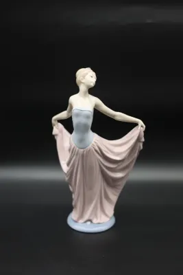 Lladró “Dancer” Porcelain Figurine