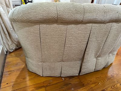 Kisabeth Furniture Custom Tufted Loveseat