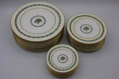 Wedgwood Appledore China Dinnerware Set