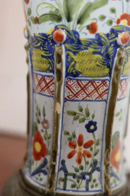 Hand-Painted Porcelain Floral Table Lamp