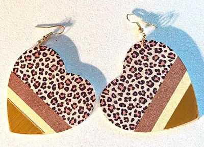 **NEW ARRIVAL** Fun Large WOODEN EARRINGS with Colorful HEART Shape in "EXOTIC CAT SPOTS" Style with WIRE HOOK Clasp