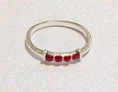 **NEW ARRIVAL** Size 8 Delicate OPAQUE RED STONES RING with 4 Red Stones in a Row Style Band on a Silver Tone Setting (1.4g)