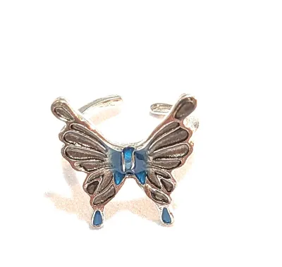 **NEW ARRIVAL** Size 5 Silver Colored Enameled Center BUTTERFLY RING with on a Silver Tone Setting and OPEN SPLIT Band (2.9g)