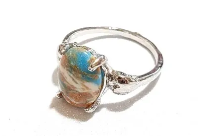**NEW ARRIVAL** Size 9½ BLUE, RUST & WHITE "MOTTLED" Oval Cabochon 4-Prong Stone RING with a "PUFFY HEARTS" Band...