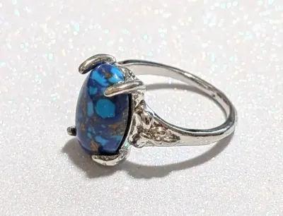 **NEW ARRIVAL** Size 7¼ Light & Dark BLUES OVAL CABOCHON "Mottled" STONE 4-Prong RING with "Triangle Branch"...