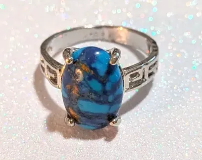 **NEW ARRIVAL** Size 8½ BLUE & RUST OVAL CABOCHON "Mottled" STONE 4-Prong RING with "Hollowed "G"raffic...