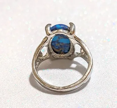 **NEW ARRIVAL** Size 5¼ BLUE & RUST "Mottled" Oval Cabochon 4-Prong Stone RING with a "CIRCLE in the MIDDLE" Band...