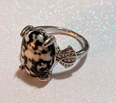 **NEW ARRIVAL** Size 5¼ BLACK & WHITE "Mottled" Oval Cabochon 4-Prong Stone RING2 with a "3 DOTS" Band in a...