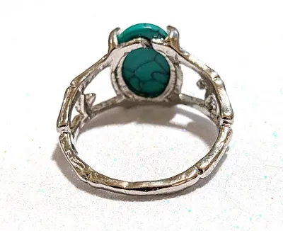 **NEW ARRIVAL** Size 10¼ AQUAMARINE "Crackled" Oval Cabochon 4-Prong Stone RING with a "2 PETALS" Band in a Silver...