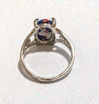 **NEW ARRIVAL** Size 9½ RED, WHITE and BLUE "Mottled" Oval Cabochon 4-Prong Stone RING with a "CIRCLE in the MIDDLE"...