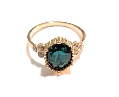 **NEW ARRIVAL** Size 8¼ GREEN OVAL GLASS STONE RING in a "Cupped" Setting with Triple Clear Stones Side Accents with a Gold...