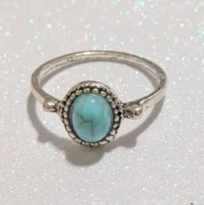 **NEW ARRIVAL** Size 9 Small "CRACKLED" BLUE OVAL TURQUOISE STYLE RING with "Tiny Globes" Surround on a Silver Tone...
