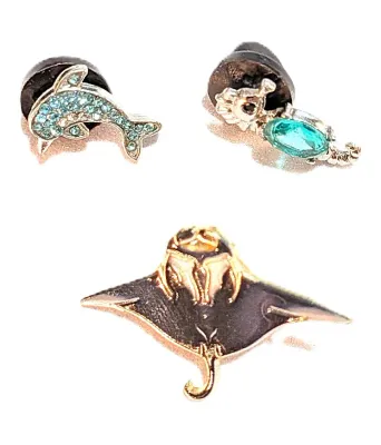 ***NEW ARRIVAL*** Collection of 3 PINS--"Assortment of OCEAN CREATURES" (½") with Hammerhead Shark, Seahorse & Dolphin...