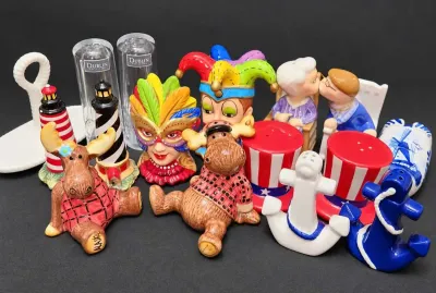 SALT AND PEPPER SHAKERS 