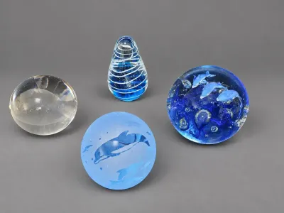 GLASS ART PAPERWEIGHTS (1)