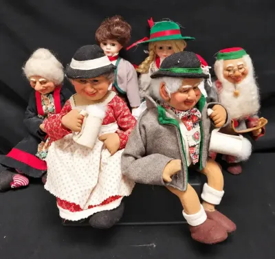 EUROPEAN FOLK DOLLS