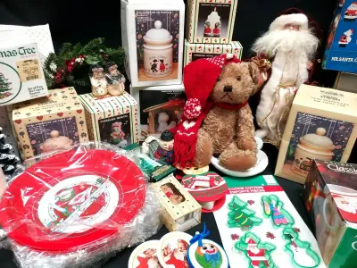 CHRISTMAS MYSTERY LOT