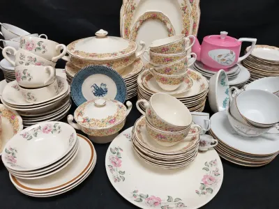 ASSORTED CHINA/CERAMIC LOT