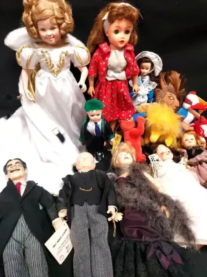 VINTAGE DOLL LOT