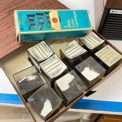 Vintage Bell & Howell Slide Cube Projector with Cartridges and Storage Case