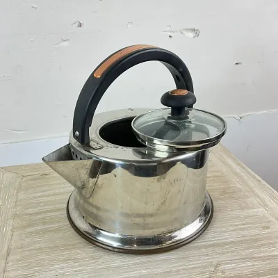 3517 Vintage Mid-Century Kitchen Lot – Stainless Kettle & Ceramic Casserole in Stand