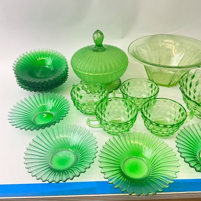 Vintage Green Uranium & Depression Glass Collection - 21 Pieces