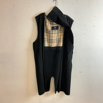 3645 Burberry London Black Longline Coat Liner